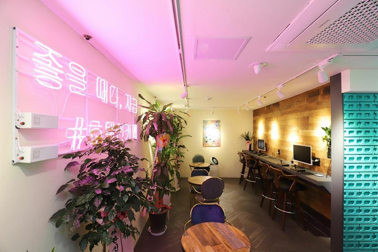 Hotel In Cafe Doksan Seul Zewnętrze zdjęcie