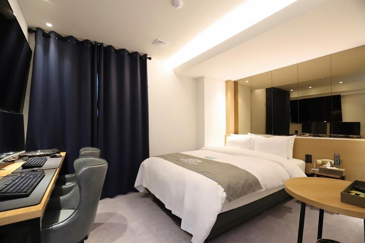 Hotel In Cafe Doksan Seul Pokój zdjęcie