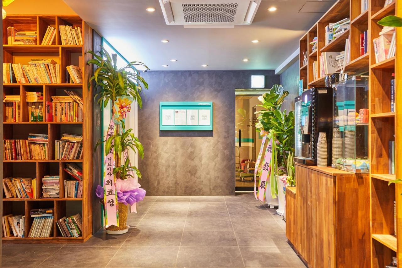 Hotel In Cafe Doksan Seul Zewnętrze zdjęcie